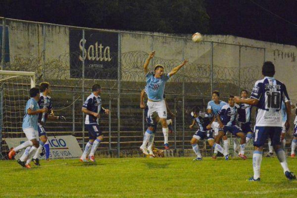 Uni�n se trajo un empate de Salta