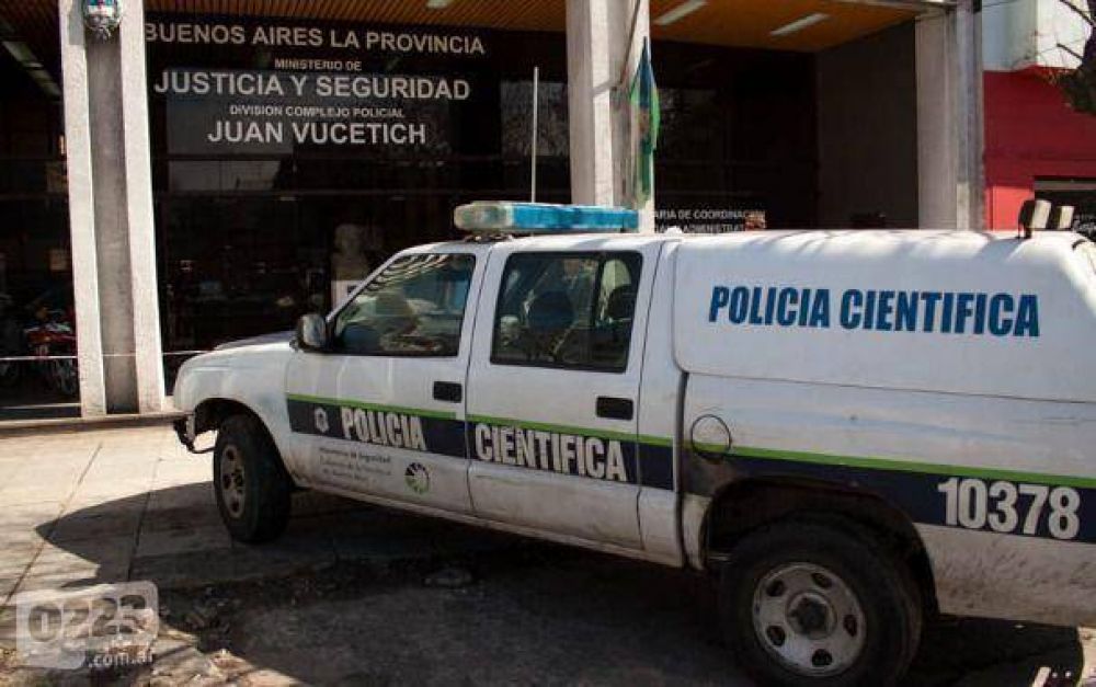 Cinco tiros, un muerto, un herido y un detenido