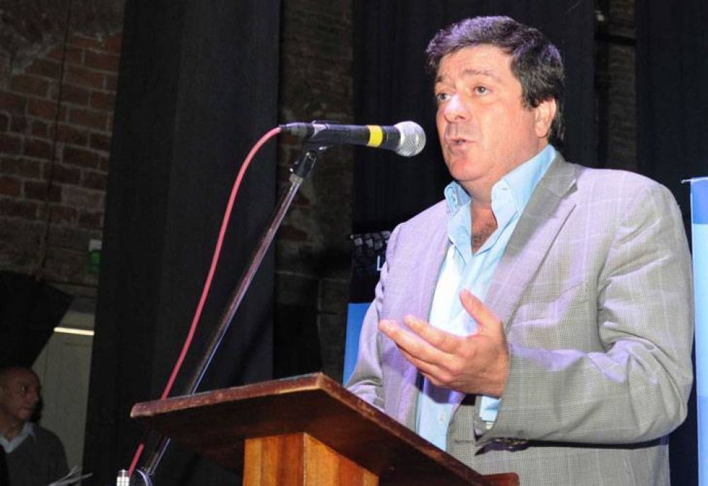 Para Mariotto, Scioli busca una "instalaci�n medi�tica"