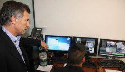 El macrismo apuesta al contacto telef�nico con vecinos para 2015
