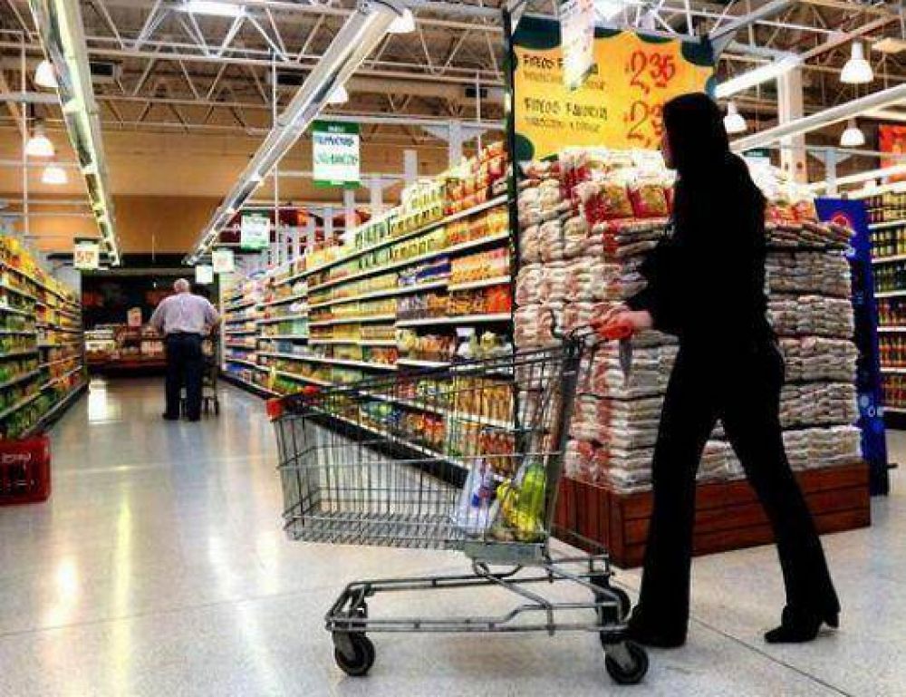 Las ventas en supermercados descendieron un 10 por ciento
