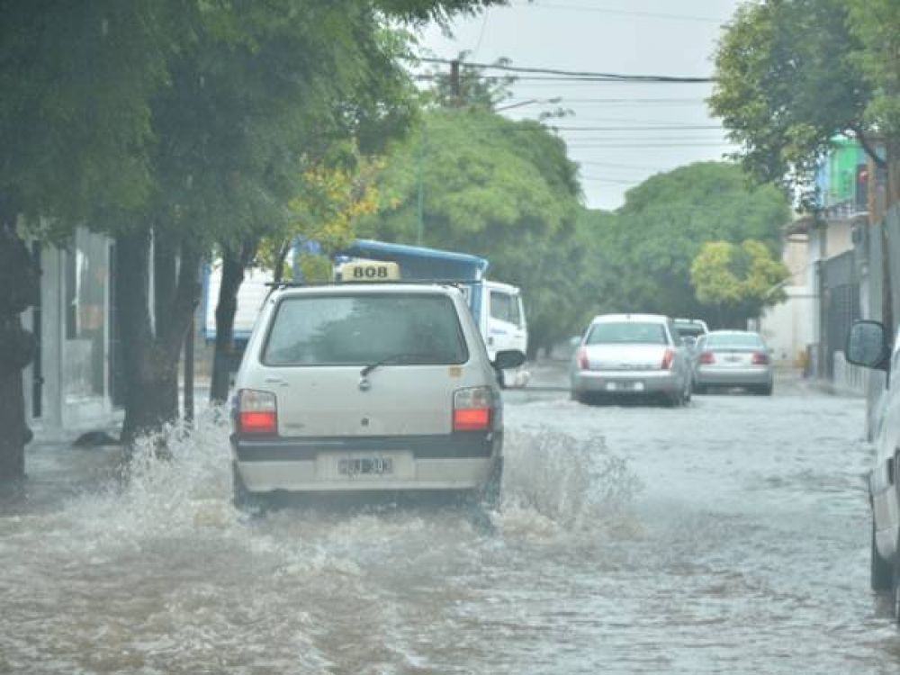 Contin�a el alerta meteorol�gico en San Luis