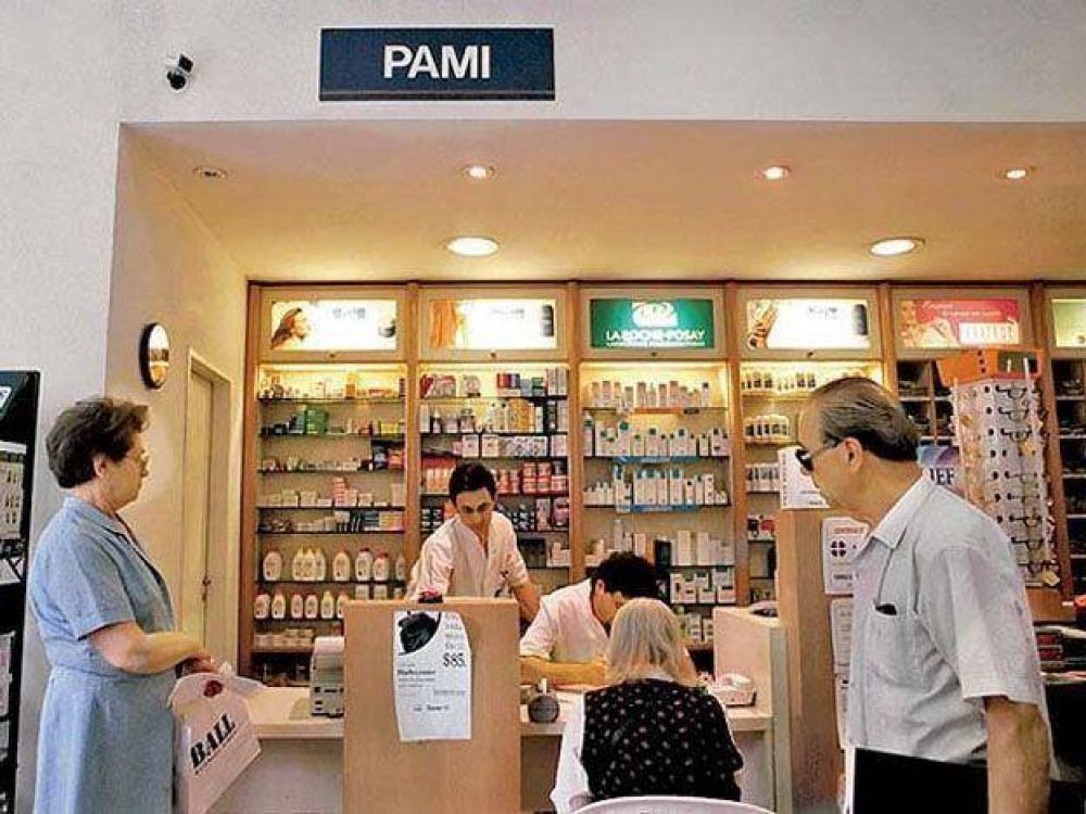 El Colegio de Farmace�ticos advirti� que cortar� la entrega de remedios al PAMI por una deuda millonaria