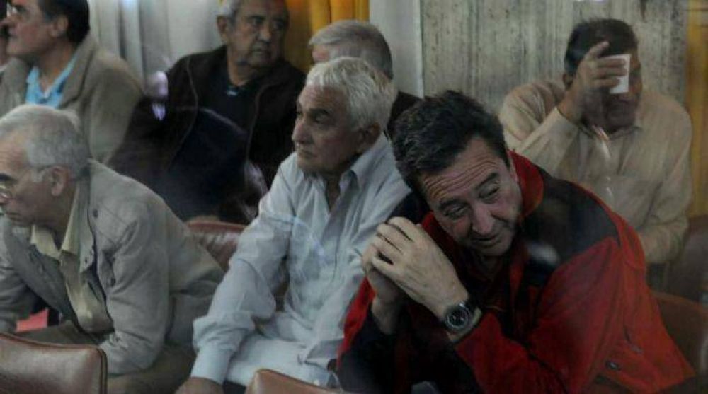 Rechazan el pedido de Romano para ser su propio defensor