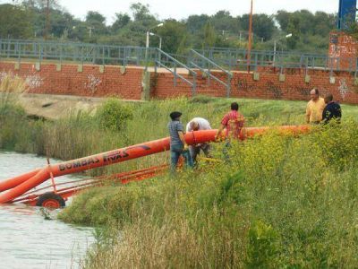 La laguna est� cerrada al tr�nsito: derivan caudal por bombeo