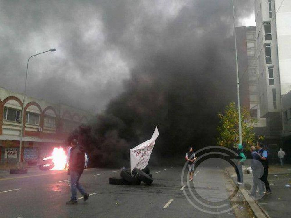 Trabajadores de la 25 de Mayo levantaron la protesta al conseguir un principio de acuerdo