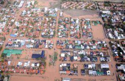 El temporal dej� bajo el agua a Neuqu�n: cayeron 204,6 mil�metros y ya hay m�s de 1.300 evacuados