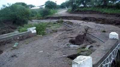 M�s de 70 familias afectadas por el temporal en Sol de Mayo