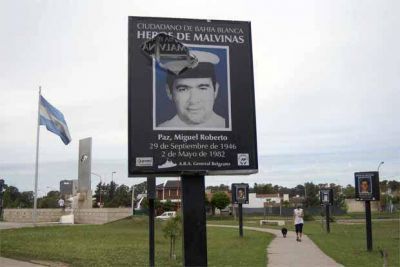 Proponen colocar c�maras en el monumento de Malvinas