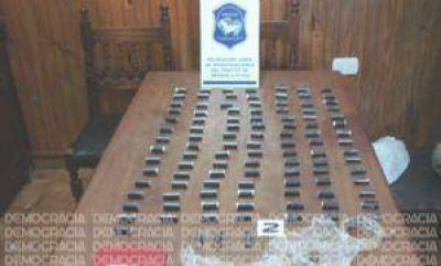 Secuestran m�s de 100 tizas de coca�na en una vivienda de �Cerrito Colorado�