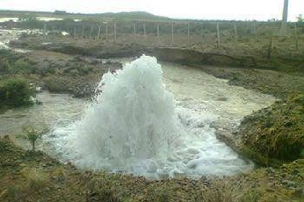 MALESTAR Y PETITORIO POR DEMORA DEL GOBIERNO EN CUMPLIR CON PROMESAS POR EMERGENCIA EN CALETA