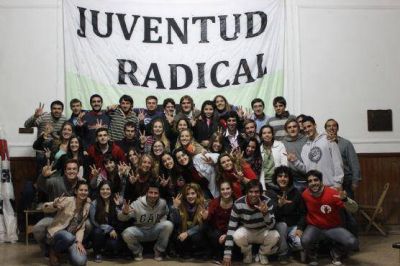 �Somos el partido de oposici�n al sciolismo en la provincia�, aseguran desde la Juventud Radical en Lucha