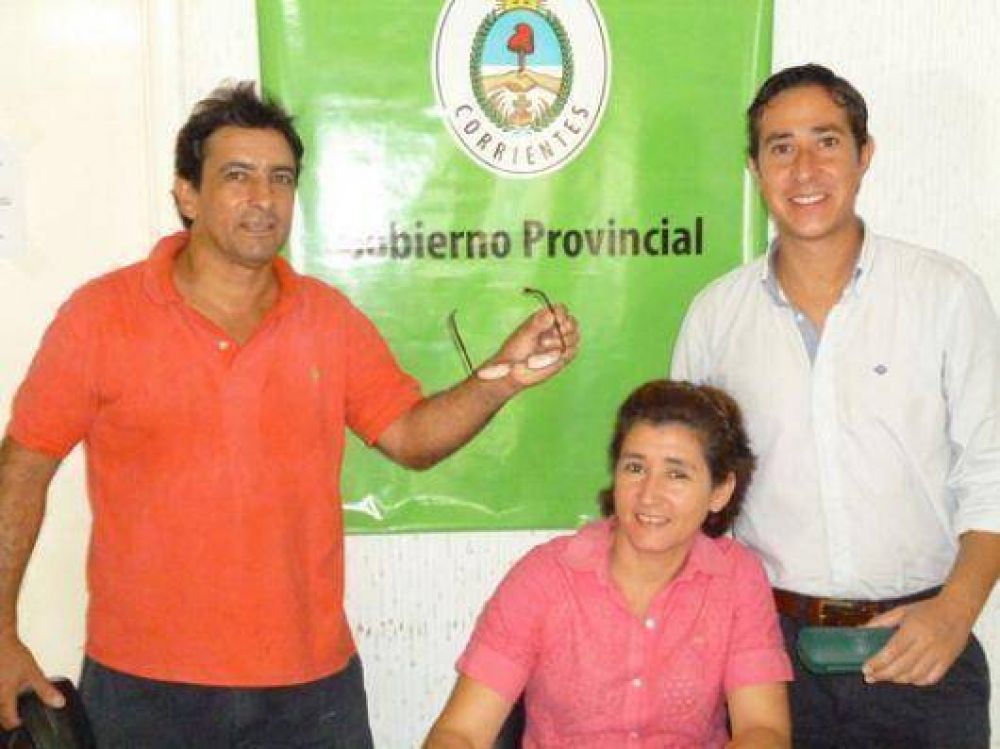 Salud P�blica otorg� 100 anteojos en Curuz� Cuati�