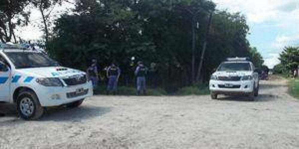 La Polic�a secuestro �tumbera� y detuvo a dos personas durante un allanamiento