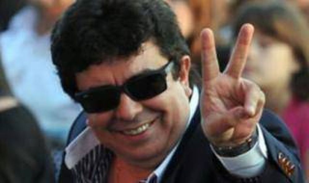 "Esto es La Matanza, loco": Espinoza lleg� tarde, se burl� de un Concejal massista y lo agredi�