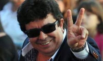 "Esto es La Matanza, loco": Espinoza lleg� tarde, se burl� de un Concejal massista y lo agredi�