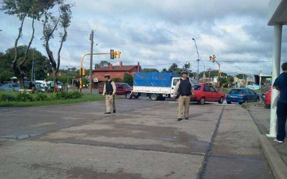 El jefe de divisi�n, inspectores y un m�dico, entre los detenidos