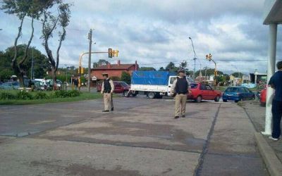 El jefe de divisi�n, inspectores y un m�dico, entre los detenidos