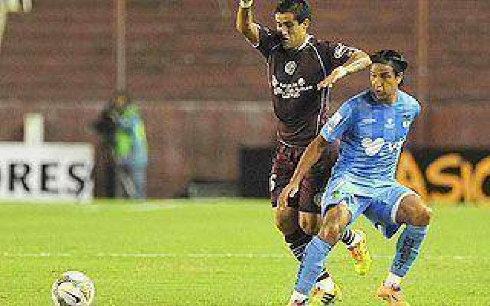 Con un espectacular Marches�n, el Granate avanz� a los octavos