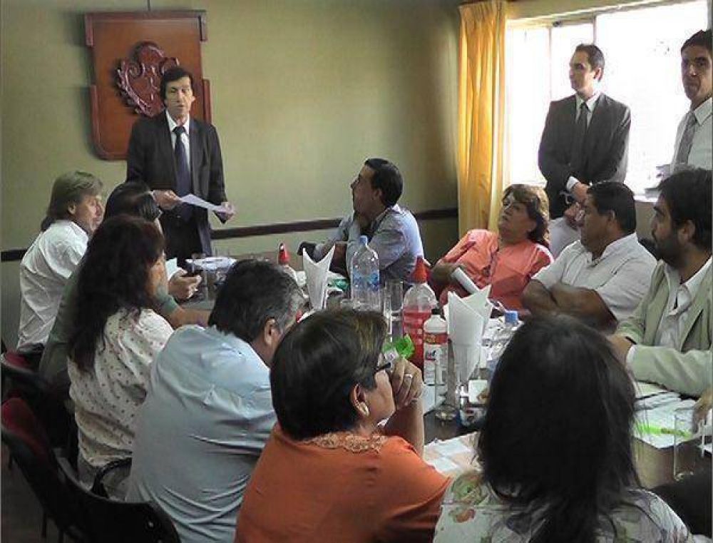 El Deliberante capitalino posterg� la segunda sesi�n ordinaria por el paro
