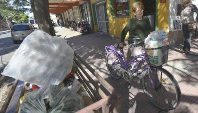 Los cordobeses usan 266 millones de bolsas pl�sticas al a�o