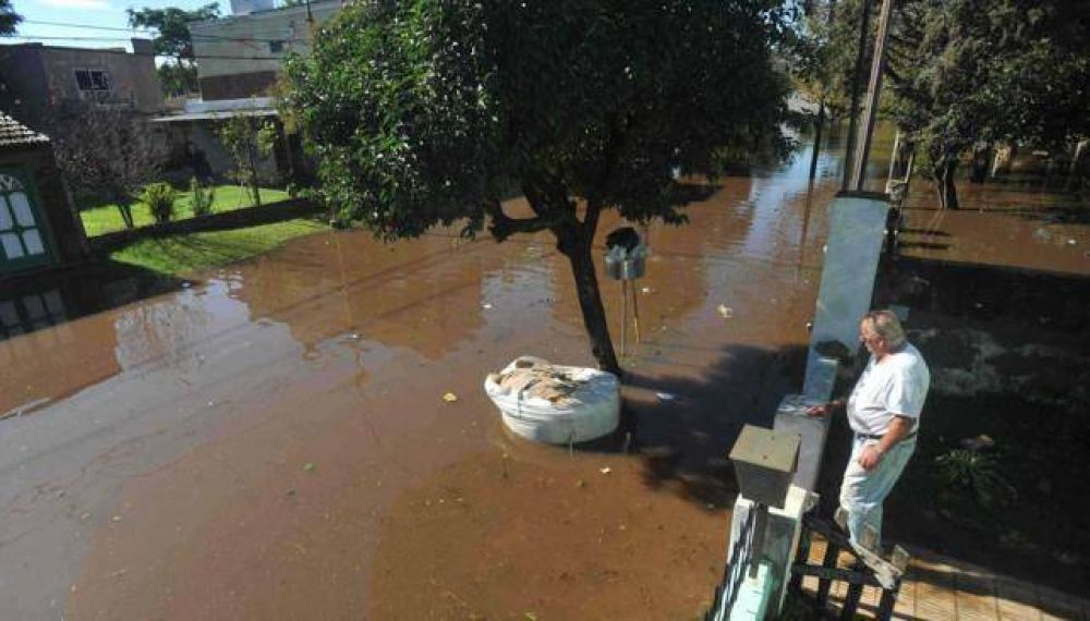 El temporal cede, pero hay cientos de evacuados