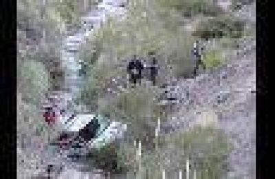 Desbarranc� un auto con cinco ocupantes en un arroyo en Uspallata