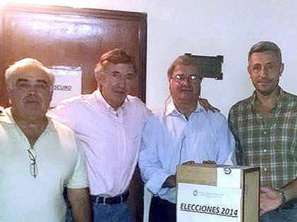 Con un 40% de los votos, fue reelecto Pablo Mart�n