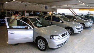 Se vendi� un 16% menos de autos en el primer trimestre