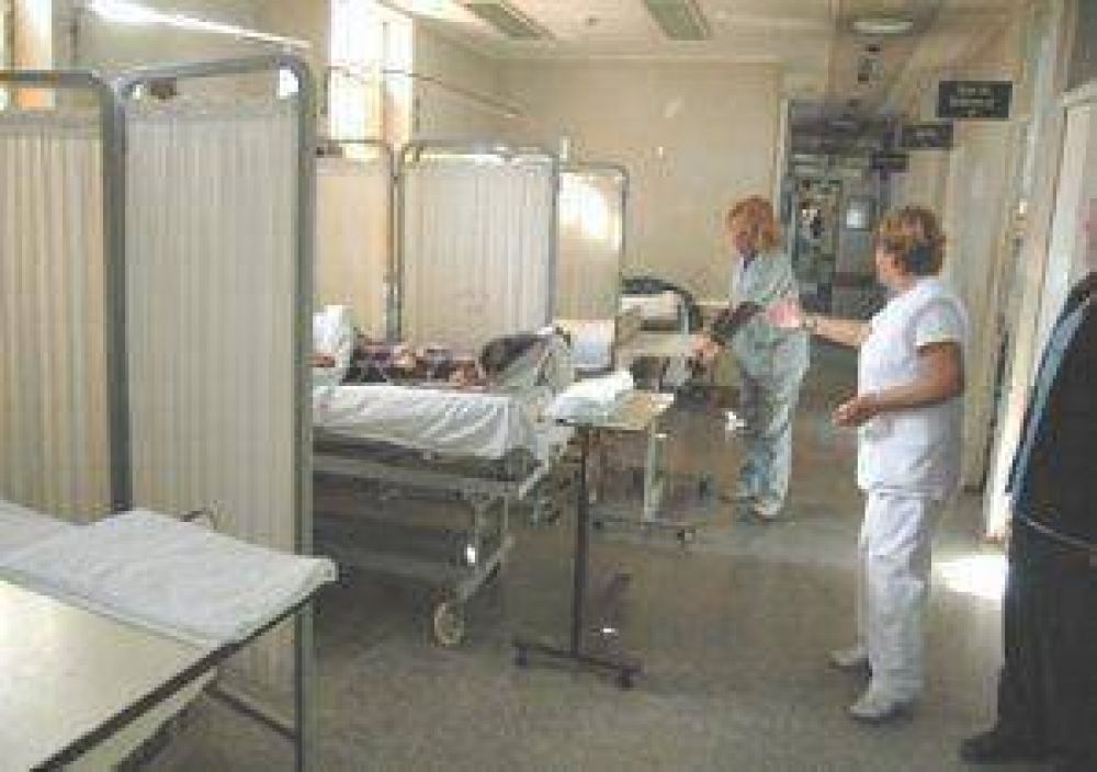 �Eran m�s de cien personas corriendo por el Hospital�