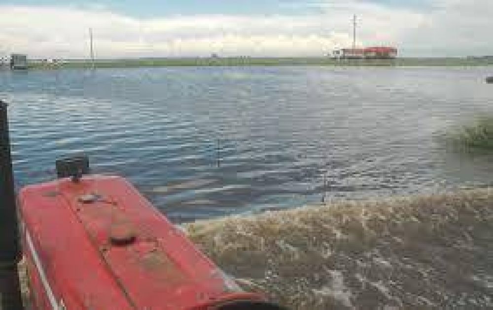 San Pedro cuestion a Hidrulica Provincial por la inundacin en Olascoaga