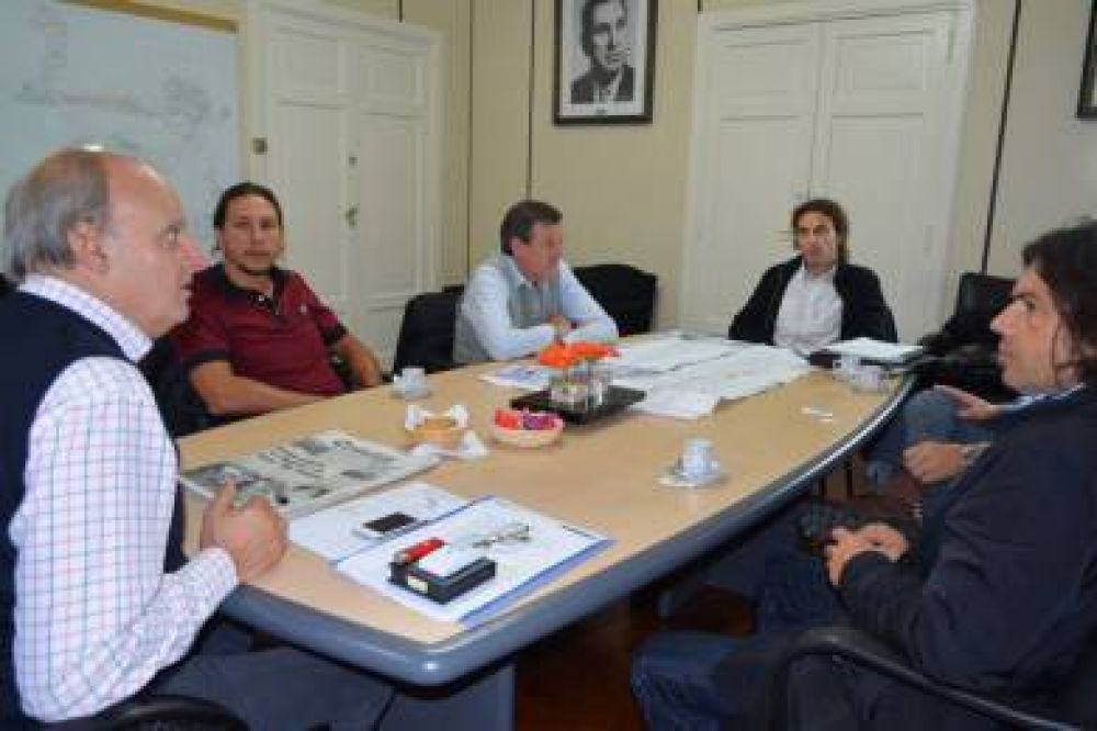 �El paseo costanera avanza en base al consenso con todos los sectores"