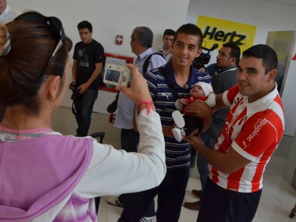 San Luis se ti�� de rojo: lleg� Independiente