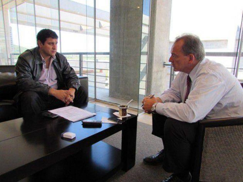 Avanza el di�logo con intendentes