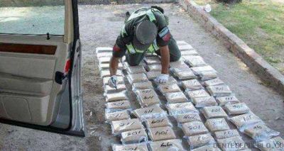 Secuestran 400 kilos de marihuana en intersecci�n de rutas 95 y 13