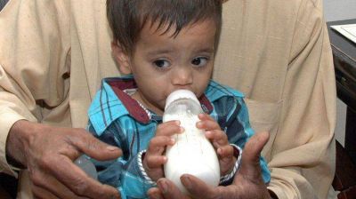En Pakist�n acusan a beb� de 9 meses por intento de homicidio