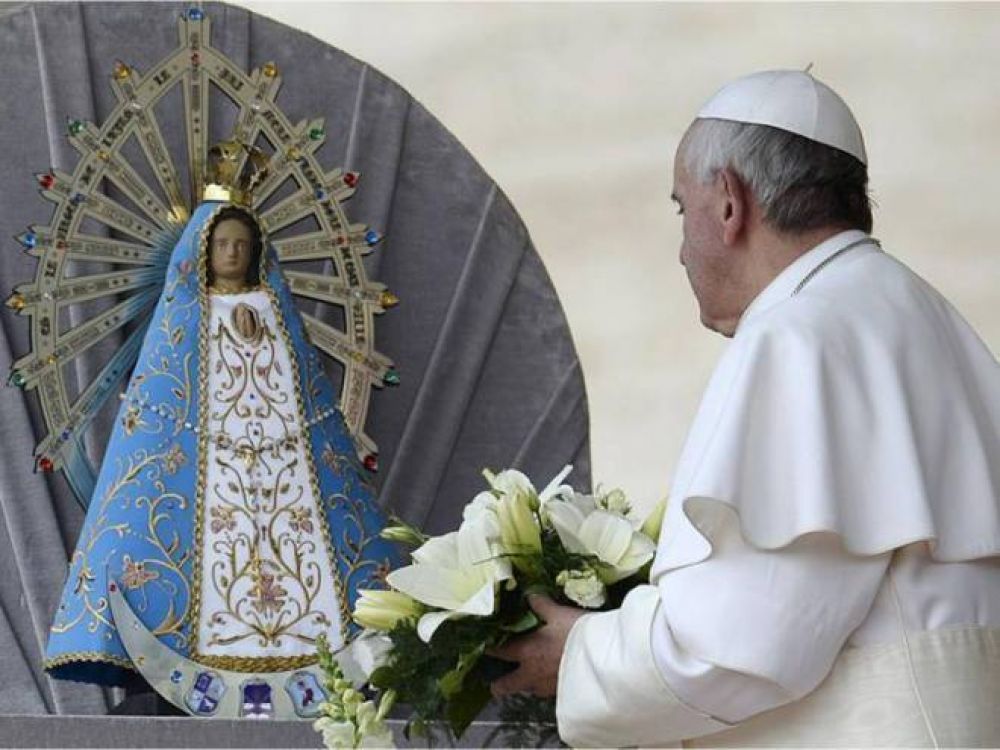Lleg a Bariloche la imagen de la Virgen bendecida por Francisco I