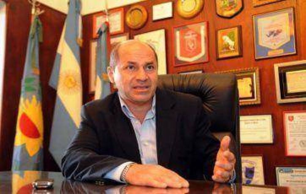 Secco: "No se arregla todo con patrulleros"