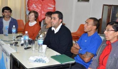 Vecinos autoconvocados se�alan que no se cumpli� el acuerdo por el agua