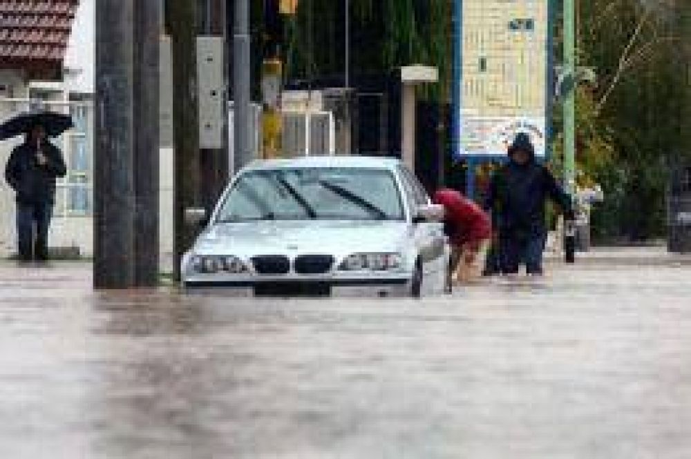 Evacuar�n en vuelos sanitarios a damnificados tras el temporal
