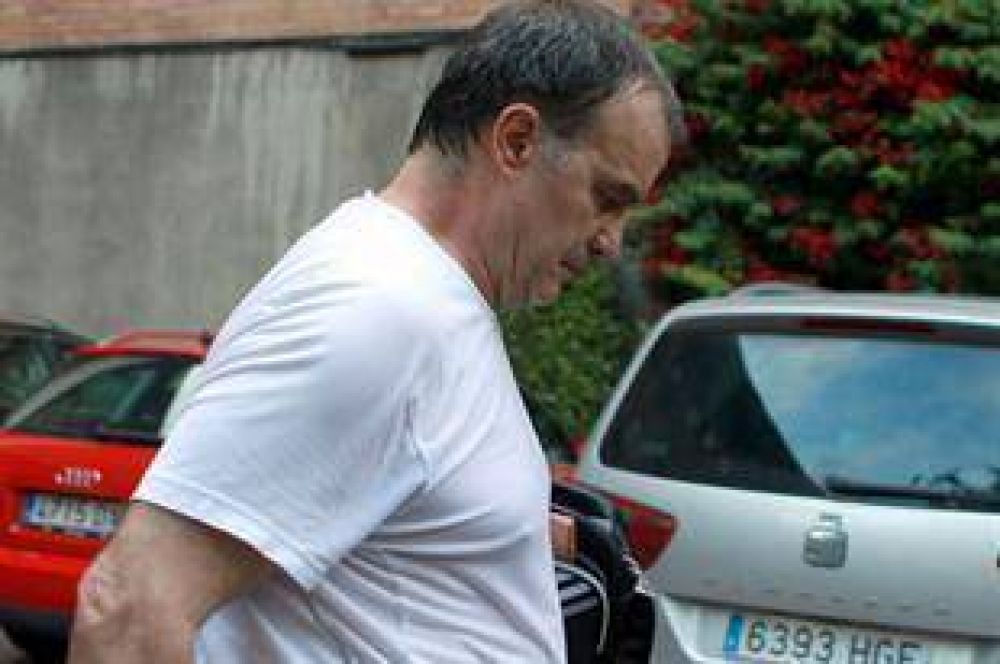 Marcelo Bielsa, cerca de volver a dirigir: en Olympique de Marsella admiten "contactos" con el Loco