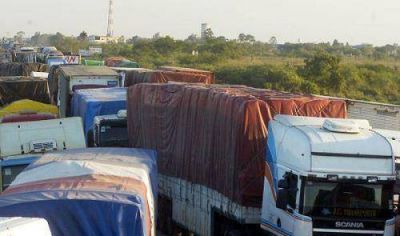 Los camioneros de Misiones se movilizar�n por el paro