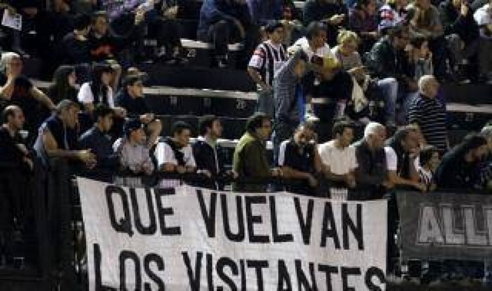 Tras incidentes en Banfield, Granados descart� la vuelta del p�blico visitante en la Provincia