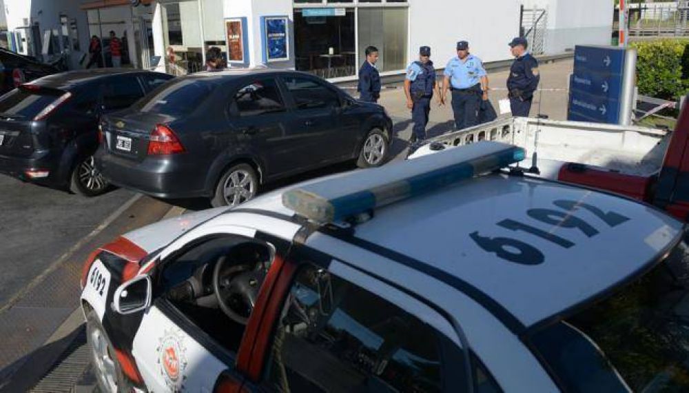 Guardia baleado ten�a un arma de juguete