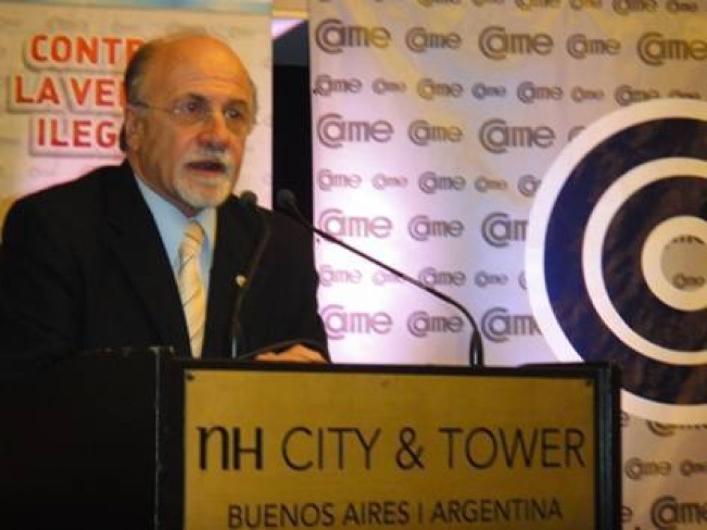 Lamacchia pidi� que no haya descuentos a los empleados que lleguen tarde por el paro