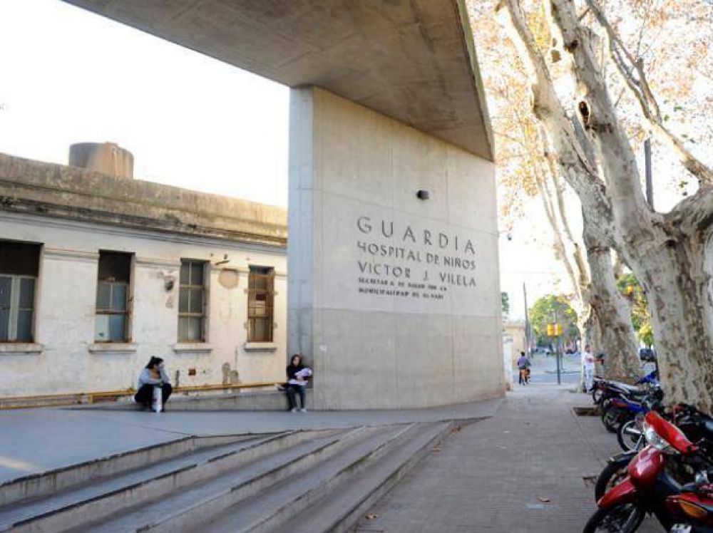 Un nene est� muy grave tras sufrir quemaduras cuando jugaba con alcohol y fuego