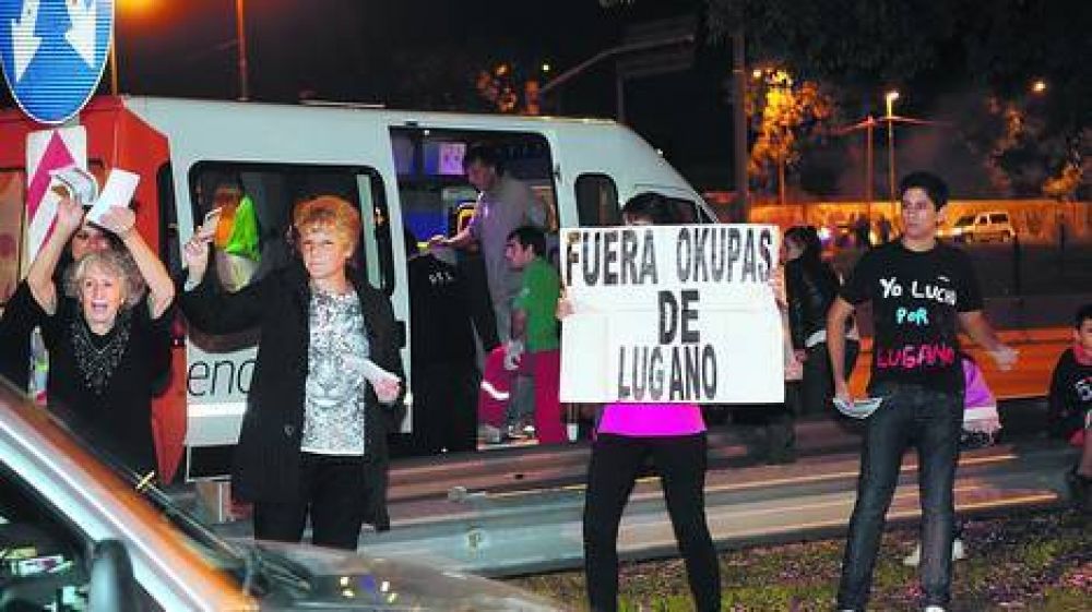Por la toma en Lugano, cortan la Dellepiane casi todos los d�a