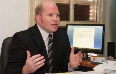 �Tenemos que pelearnos por trabajar m�s, no por celos de jurisdicci�n�, dijo Chapo