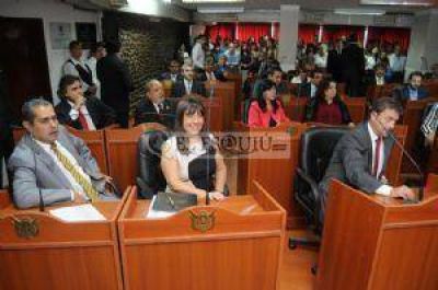 Legisladores del FPV dicen que hay una �justicia expr�s� a favor de la oposici�n