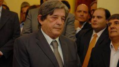 Gestiones para ampliar la red de gas natural hacia el interior